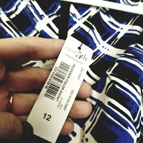 EAST 5TH NWT BLUE/WHITE GEO PRINT FIT & FLARE PLEATED SLEEVELESS SCOOP NECK 12 - Picture 4 of 12